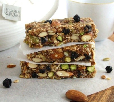 Blueberry-Bliss-Breakfast-Bars_blog_2